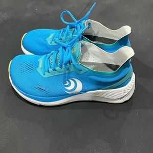 Topo Athletic running shoes